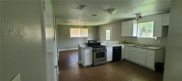 Building Photo - 2617 Taffy Dr