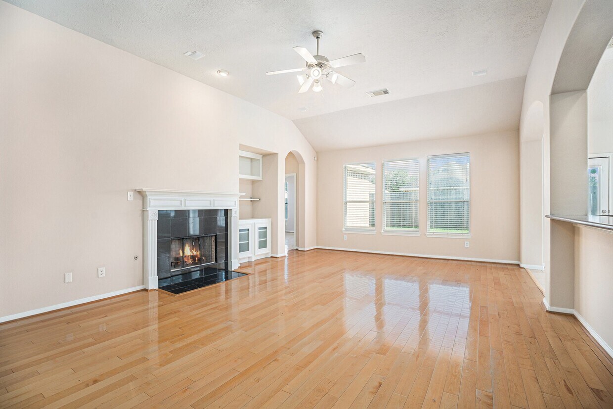 Building Photo - 2517 Flycatcher Cove Dr