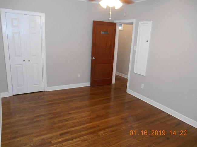 Foto del edificio - 741 Clarence St