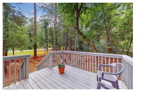 Building Photo - 4 br, 3 bath House - 3206 Hollydale Drive