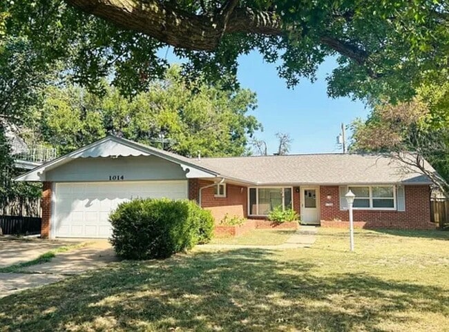 Building Photo - 1014 Ramona Dr