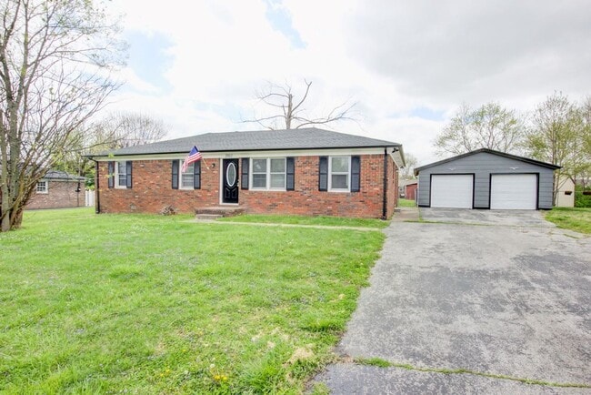 Building Photo - JUST LISTED! 3 bedroom with bonus room in ...