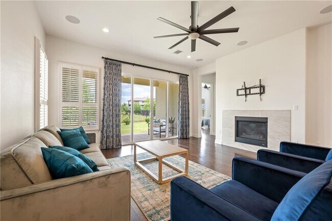 Foto del edificio - 12205 Standing Cypress Dr