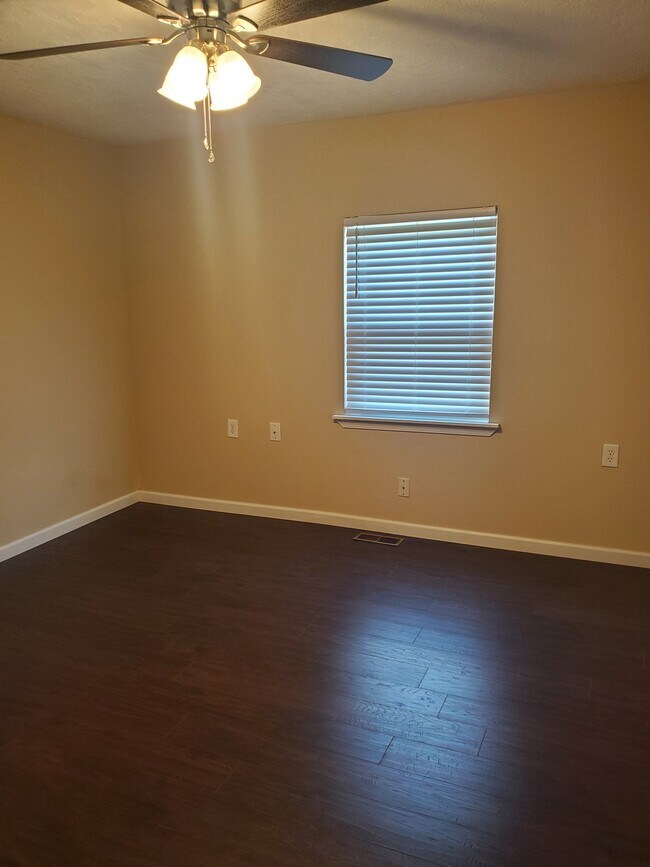 Dormitorio 1 - 150 Davis Ln