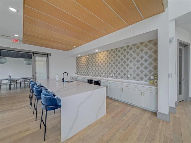 Foto del edificio - 2700 Old Denton Rd