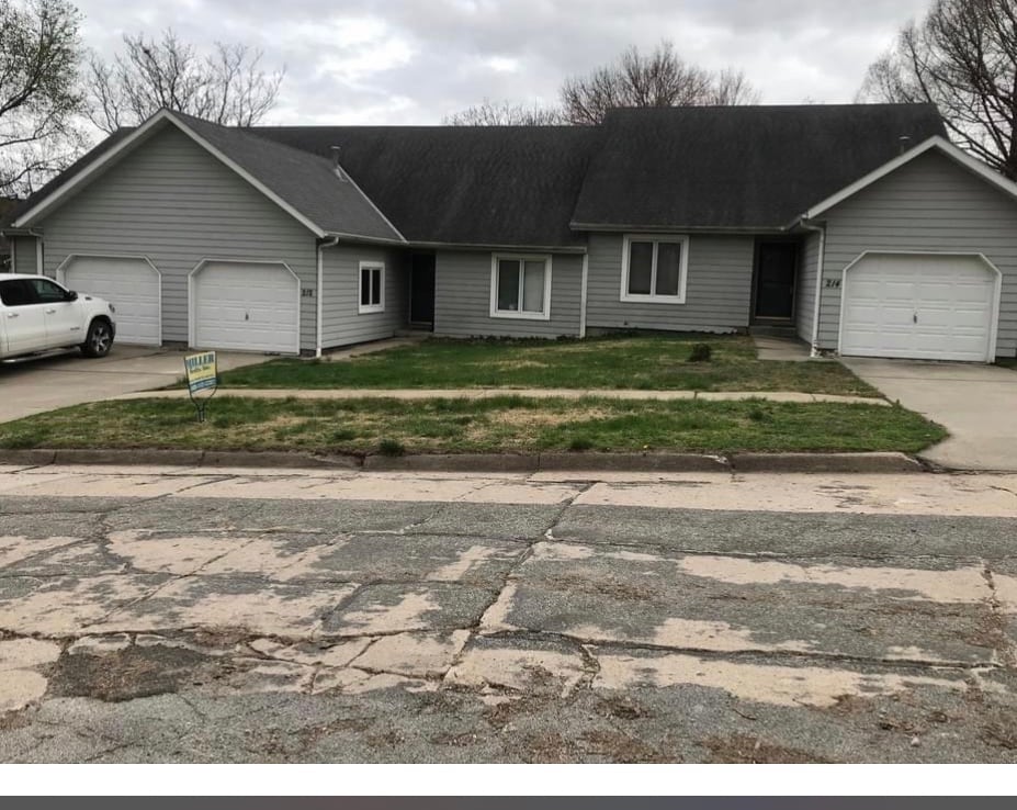 210 W Cass St, Rock Port, MO 64482 House Rental in Rock Port, MO