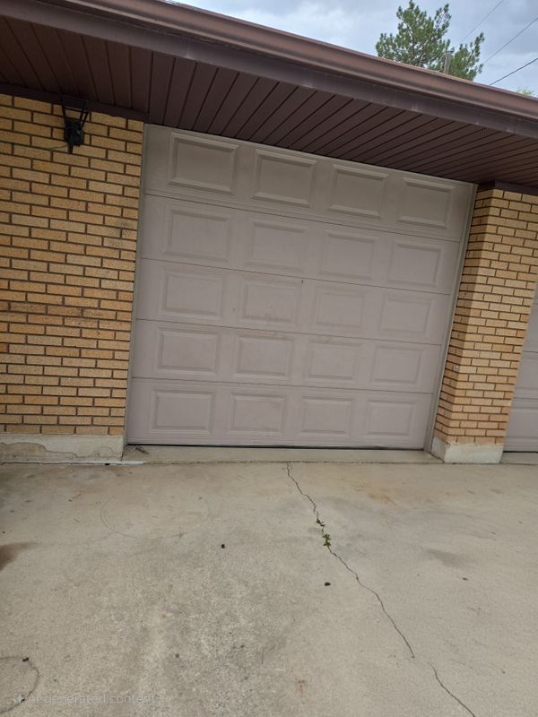Building Photo - 842 Artistic Cir