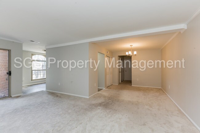 Foto del edificio - 3364 Woodburn Rd