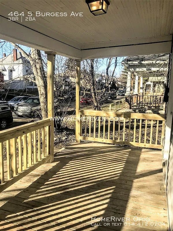 Foto del edificio - 464 S Burgess Ave