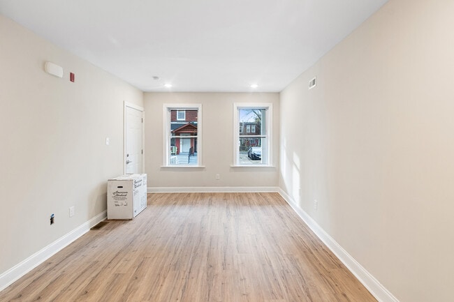 Unit 1 - 4233 Otter St