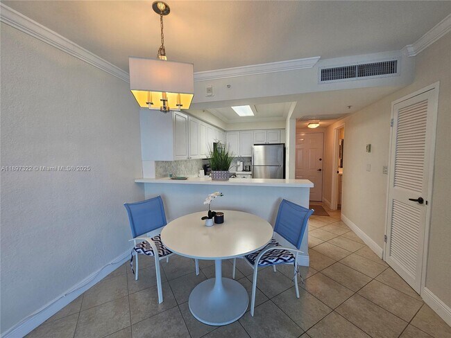 Foto del edificio - 2501 S Ocean Dr