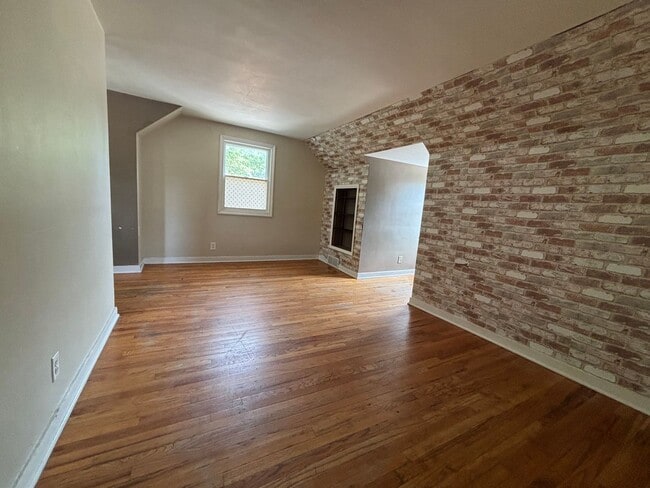 Photo - 4520 Lafayette Ave Apartment
