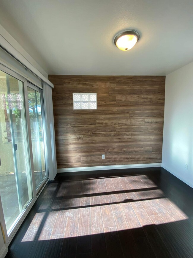 Foto del edificio - 3145 E Flamingo Rd