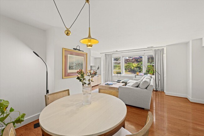 Photo - 4840 MacArthur Blvd NW Apartment