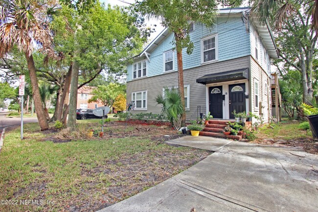 Building Photo - 1545 Palm Ave