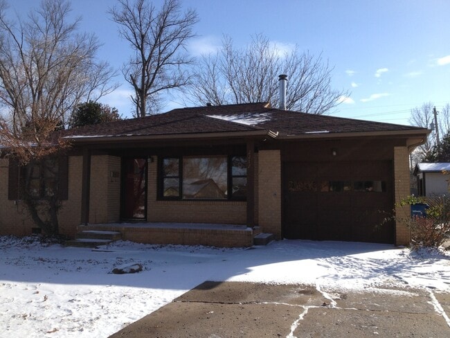 Photo - 2217 W 5th Ave House