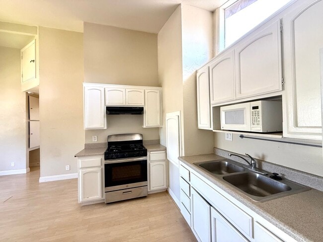 Building Photo - 2242 Elden Ave