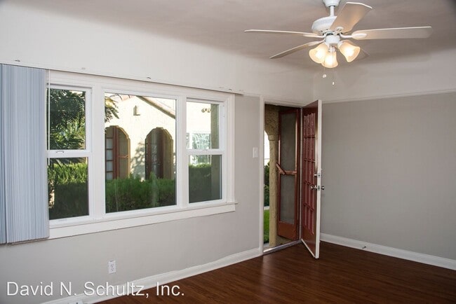 Building Photo - 1121-1125 E California Ave