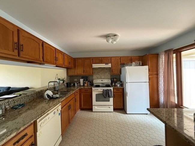 Building Photo - 373 Goshawk Ln