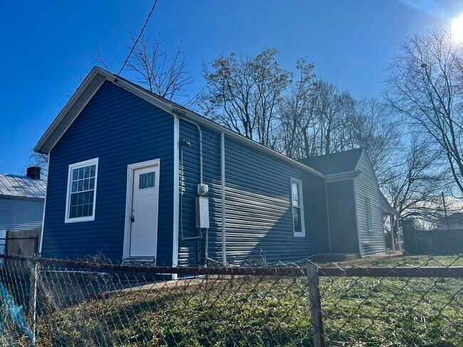 Foto del edificio - 2616 Duncan St