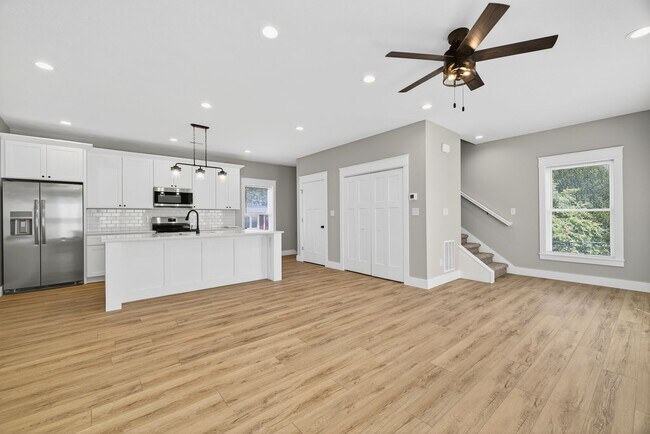 Building Photo - *August 2026* - Newly Built New 5 Bed, 5 B...