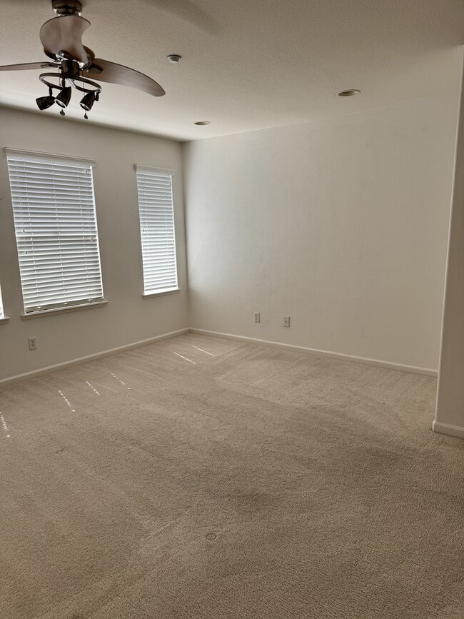 Building Photo - 6534 Forget Me Not