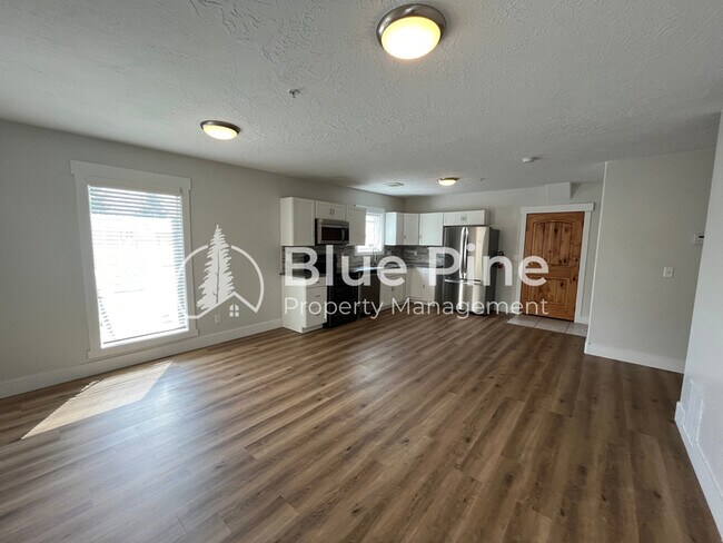 Foto del edificio - 1414 E 17th St