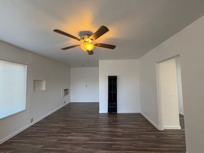 Building Photo - 3730 Ivy St