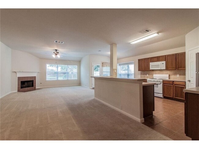 Building Photo - 2103 Kane Cove