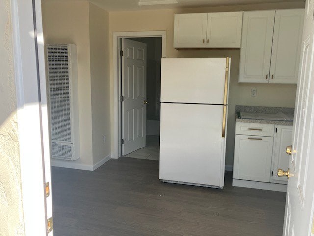 Building Photo - 574 Yosemite Way