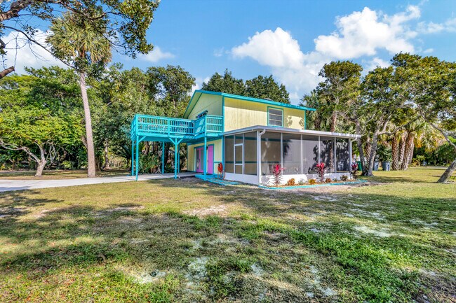 Building Photo - 8225 S Indian River Dr