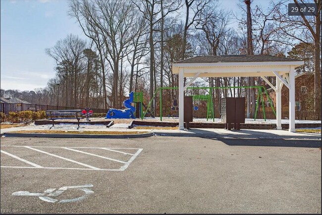 Foto del edificio - 145 Big Wds Dr