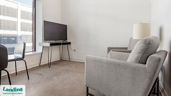 Building Photo - 300 S Broadway