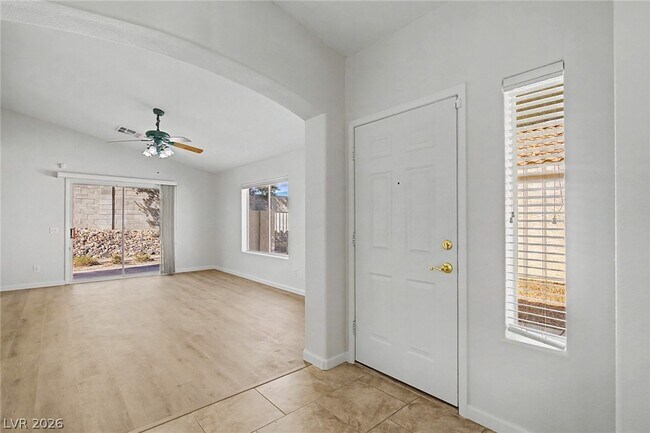 Foto del edificio - 3385 Wayward Ct