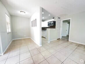 Building Photo - 95 NE 41st St