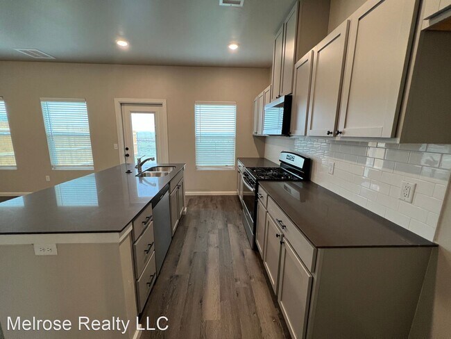 Building Photo - 3 br, 2.5 bath House - 7704 Westhall Place