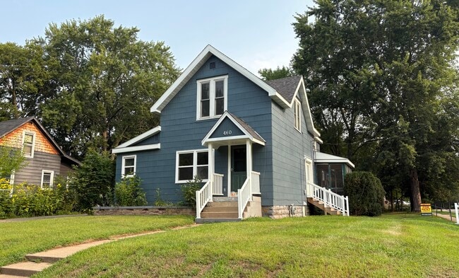 Building Photo - 460 Lincoln Ave