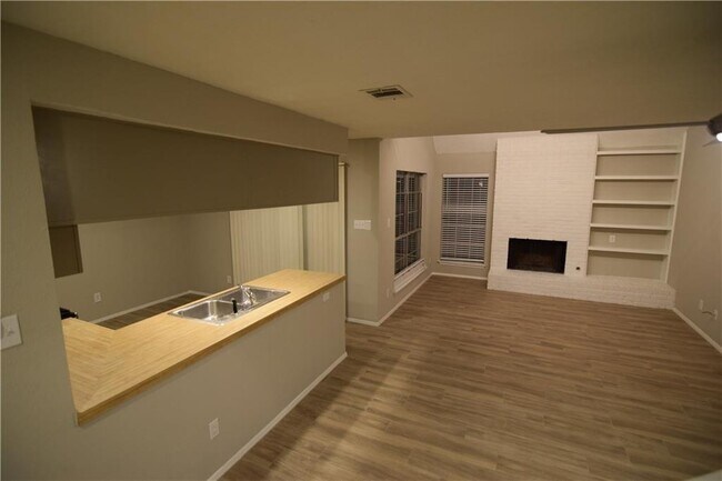 Building Photo - 8330 Fathom Cir
