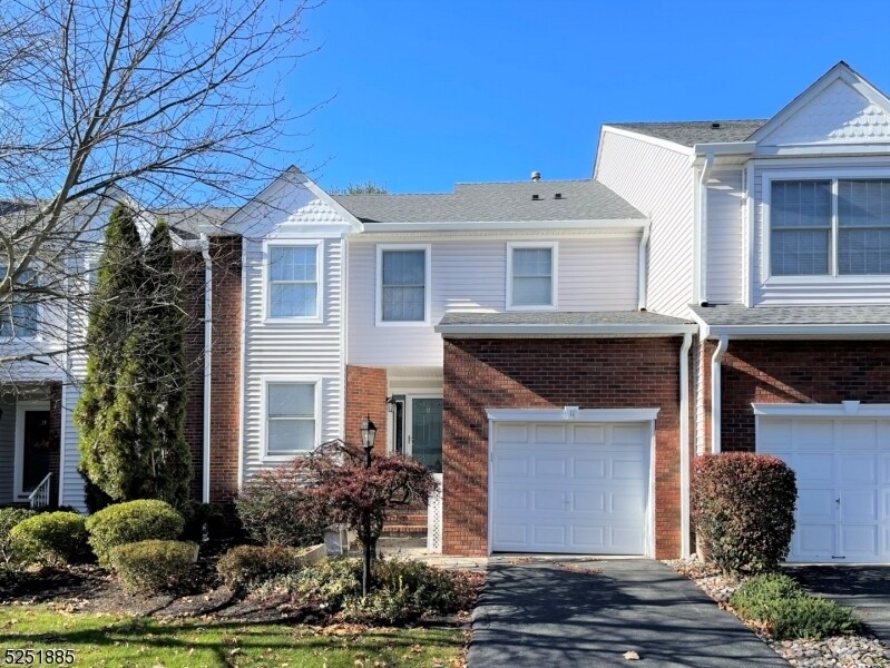 11 Magnolia Ln, Boonton, NJ 07005 Townhome Rentals in Boonton NJ