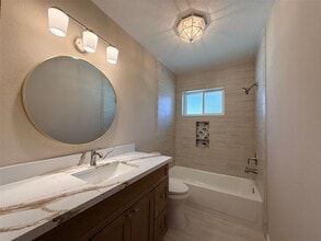 Building Photo - 2502 Huckleberry Ln