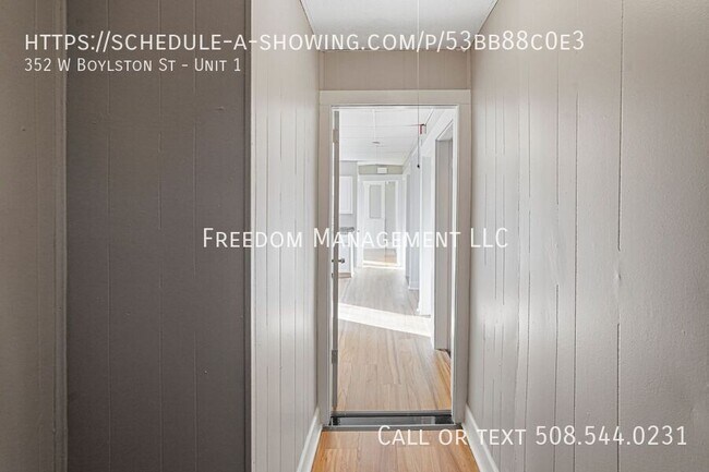 Foto del edificio - 352 W Boylston St