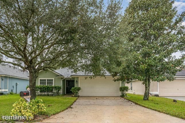 Primary Photo - 4 br, 2 bath House - 850 S Lilac Loop