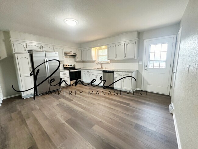 Foto del edificio - 1715 E T C Lea Rd