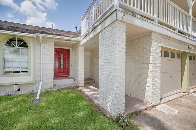 Foto del edificio - 10614 Sagewillow Ln