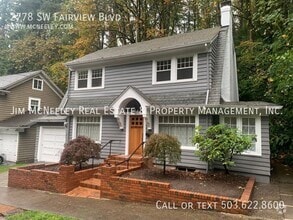 Building Photo - 2778 SW Fairview Blvd