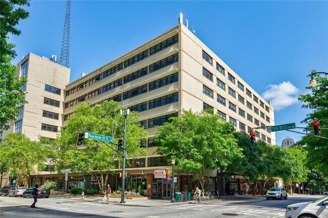 Foto del edificio - 878 Peachtree St NE