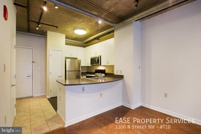 Foto del edificio - 1300 N St NW