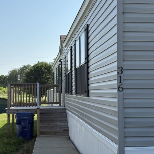 Building Photo - 316 Sycamore Loop