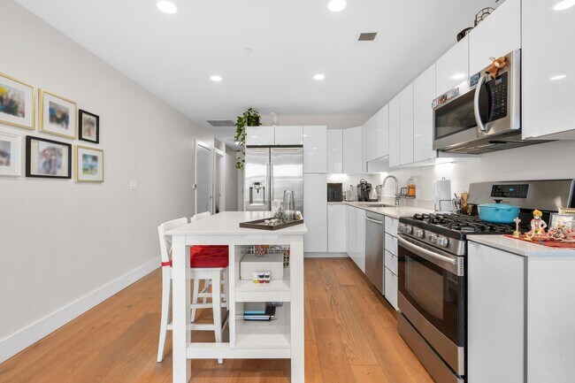 Foto del edificio - 250 Meridian St