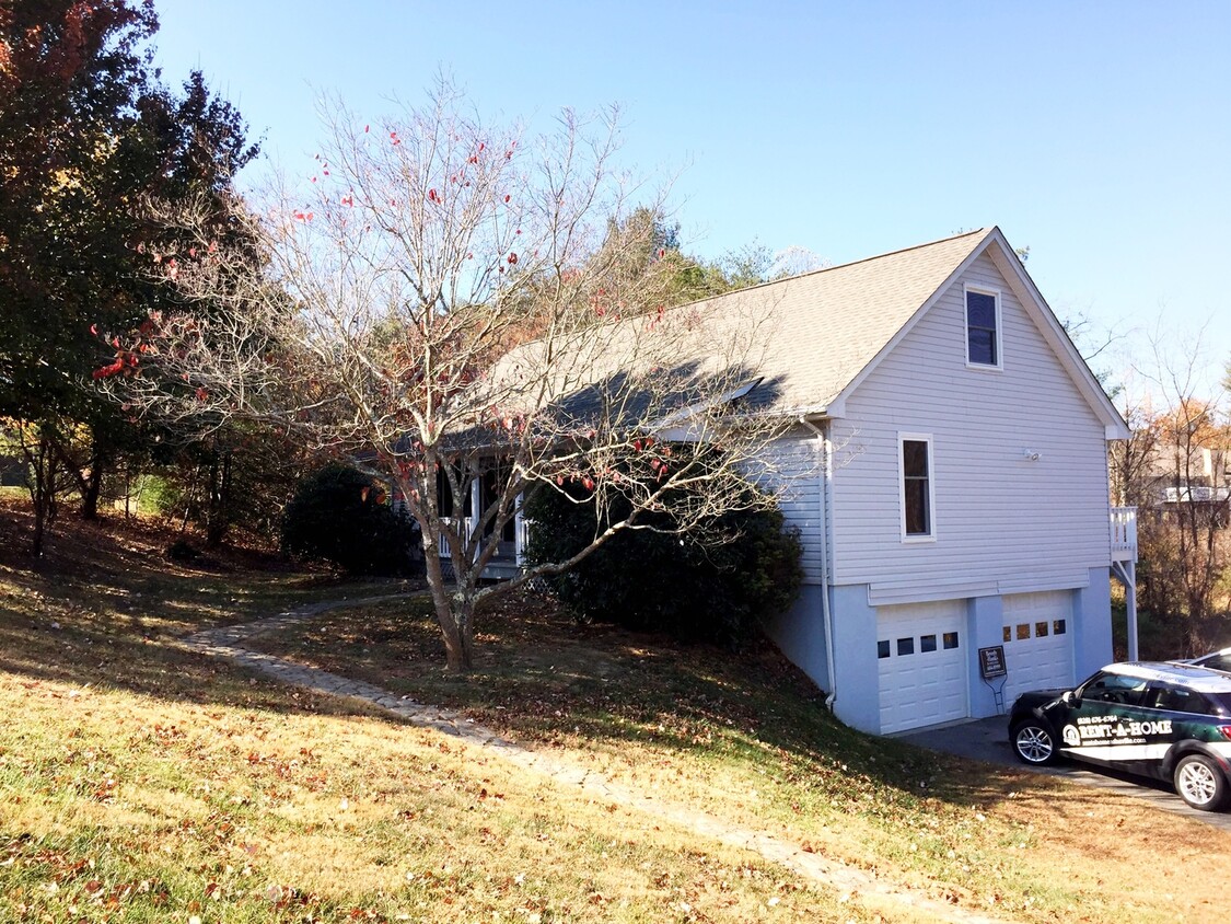 Foto principal - Charming North Asheville Cape Cod